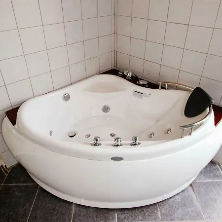 בית נופש 10 Person Holiday In Harbo Re